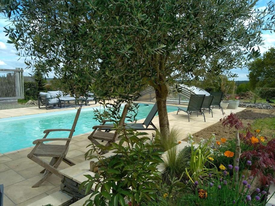 Maison/Villa Avec Piscine Privee Gite Brain D'Eau La Chapelle-de-Brain Εξωτερικό φωτογραφία
